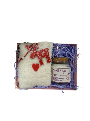 Новогодний набор Nails up №5 (Свеча парфюмированная, Носки)